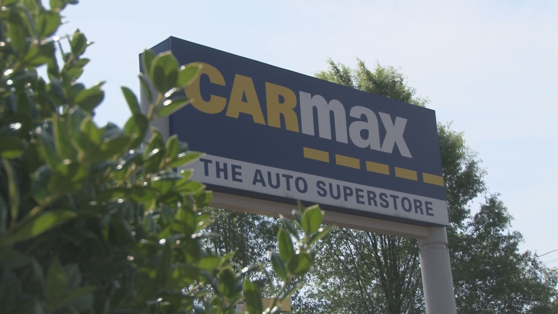 Consumer Groups Warn CarMax Has Misleading Ads