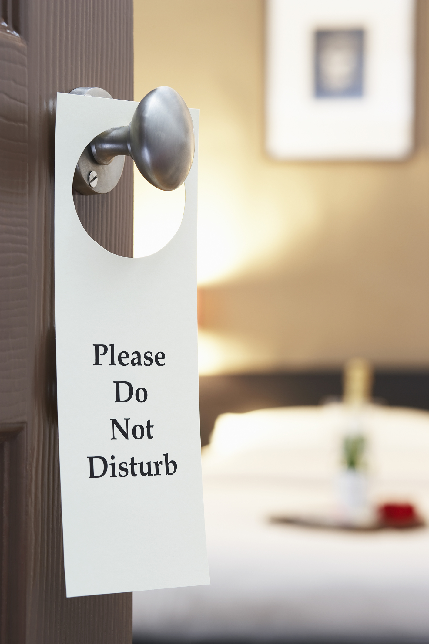 hotels-add-flair-to-redesigned-do-not-disturb-signs-wfmynews2